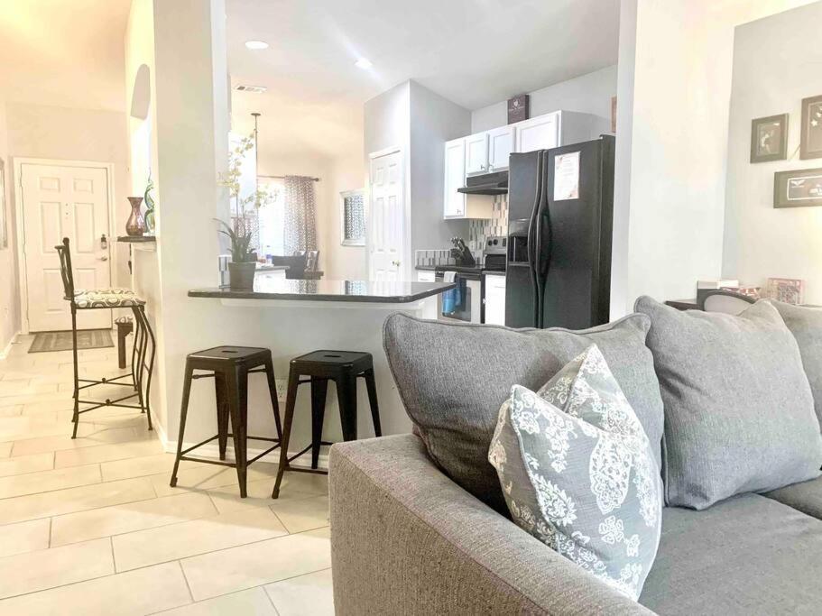 Modern Updates - Great Location - King Bed- Bmt San Antonio Exteriér fotografie