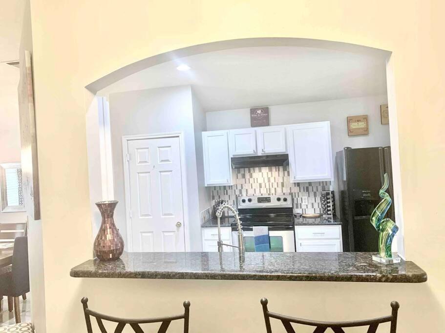 Modern Updates - Great Location - King Bed- Bmt San Antonio Exteriér fotografie